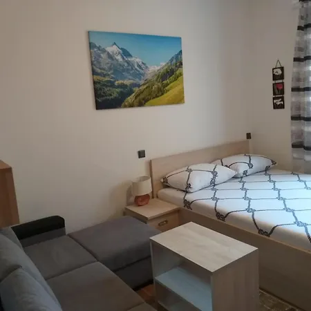 Mediteranski Raj Na Otoku Sestrunju *